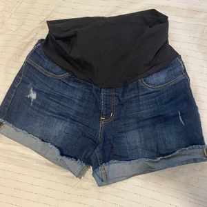 Jean maternity shorts from stitch fix size 29